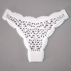 DESSOUS de plat dentelle