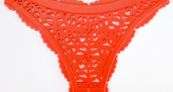 Dessous de plat rouge dentelle