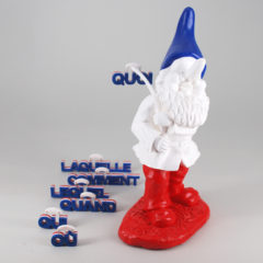 NAIN  PORTE  QUOI    bleu blanc rouge